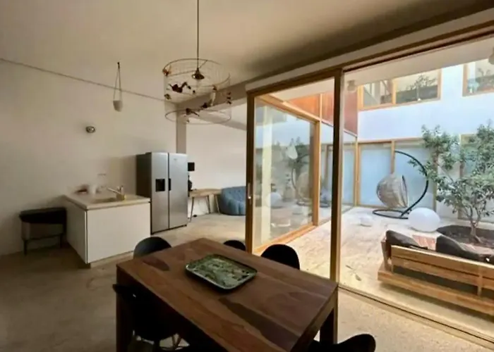 Avec Grande Terrasse דירה *